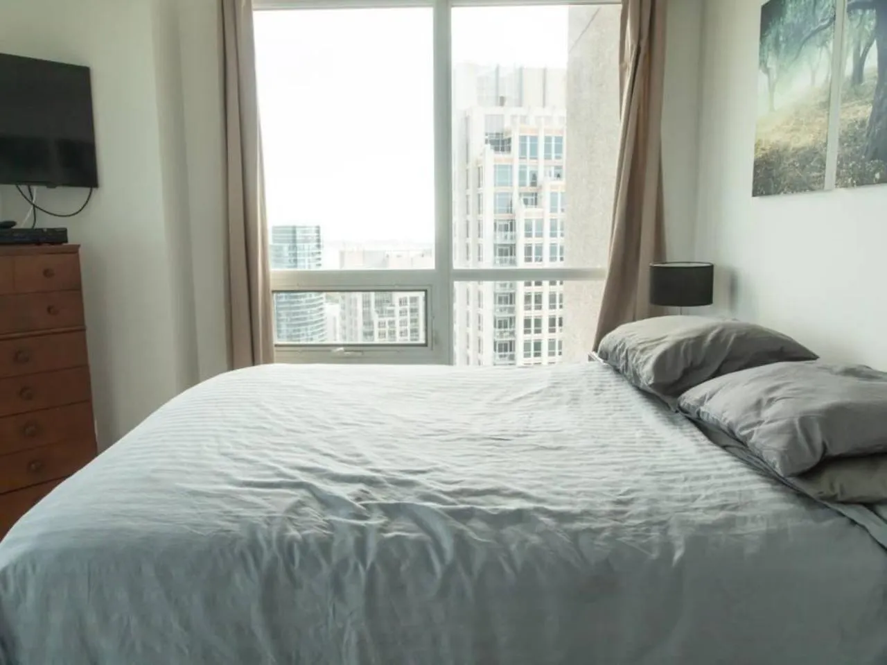 Modern 2 Bedroom Condo With Cn Tower Views 토론토 0*,  캐나다